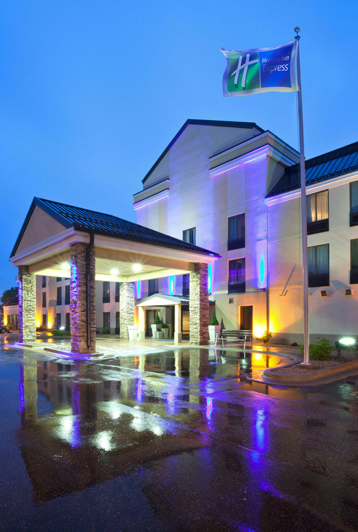 Holiday Inn Express Hotel & Suites Cedar Rapids I-380 At 33Rd Avenue, An Ihg Hotel Εξωτερικό φωτογραφία